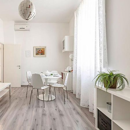 Coliseum View - Diana'S House By Rentbeat Apartamento Roma Exterior foto