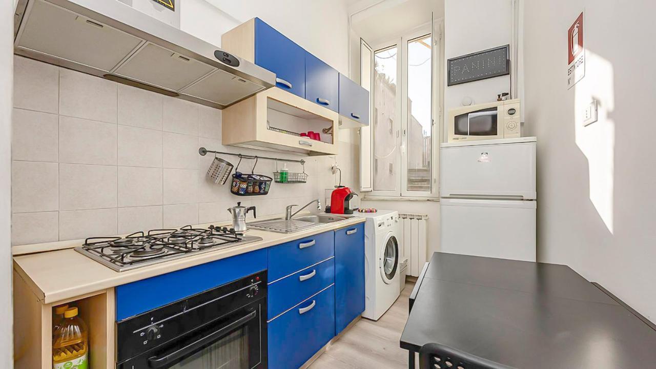 Coliseum View - Diana'S House By Rentbeat Apartamento Roma Exterior foto