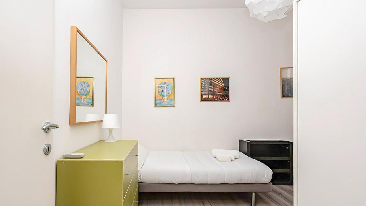 Coliseum View - Diana'S House By Rentbeat Apartamento Roma Exterior foto