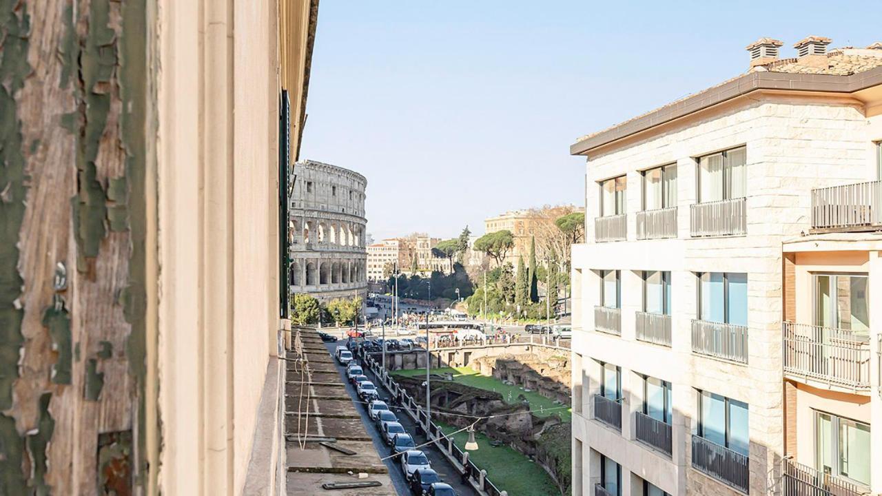 Coliseum View - Diana'S House By Rentbeat Apartamento Roma Exterior foto